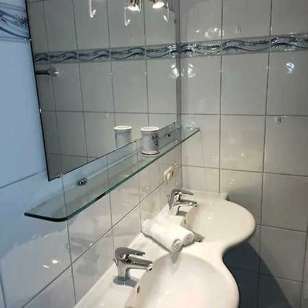 Alte Haus * Динтен-ам-Хохкёниг
