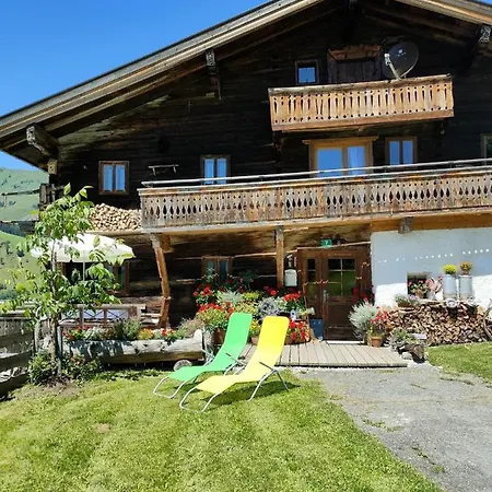 Tatil Evi Alte Haus Dienten am Hochkönig